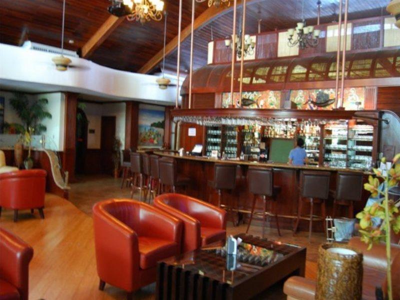 Hotel Casa Roland Golfito Resort Экстерьер фото